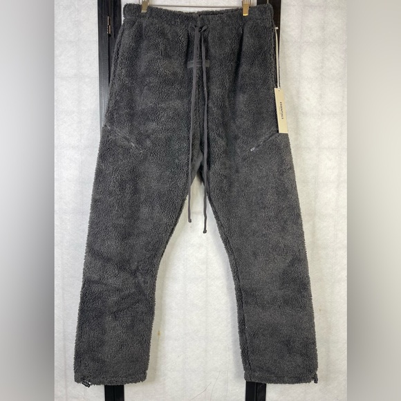 Essentials Gray Teddy Sweatpants M